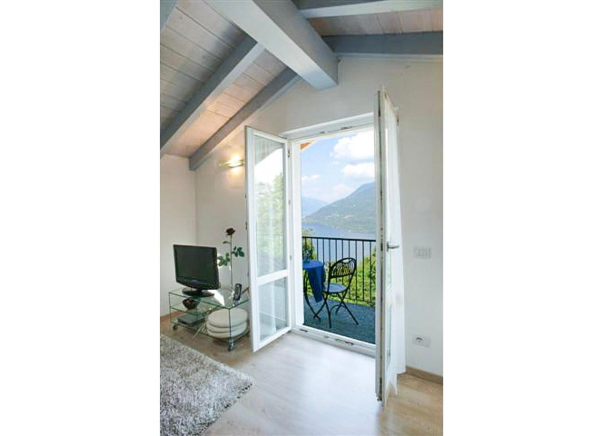 Appartamento Casa Erica Cannobio Esterno foto